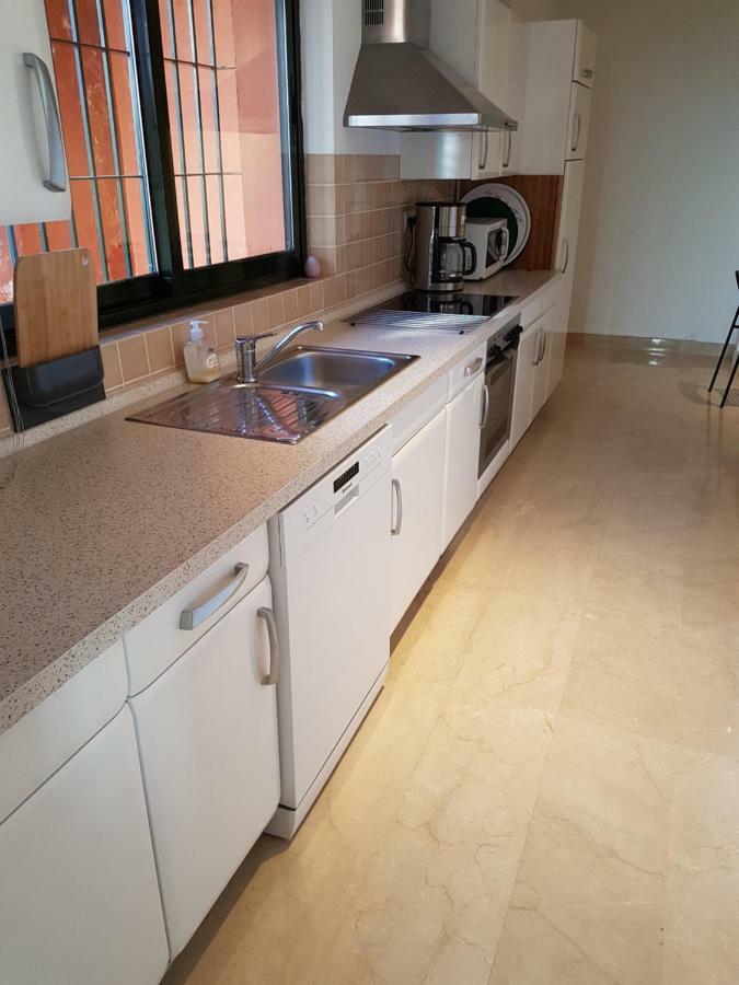 Seaview Apartement Sitio de Calahonda Екстериор снимка